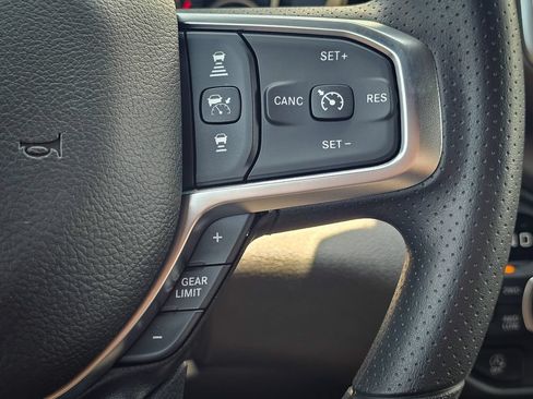 New 2026 RAM 1500 Express AWD/4WD image 19