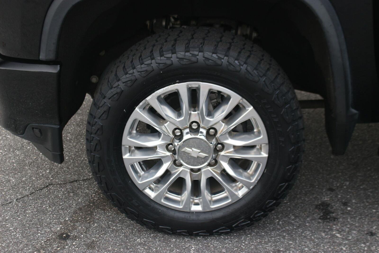 Used 2020 Chevrolet Silverado 2500 High Country AWD/4WD image 43