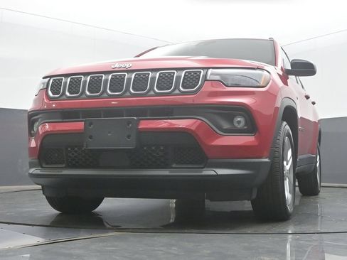 Used 2024 Jeep Compass Latitude AWD/4WD image 44