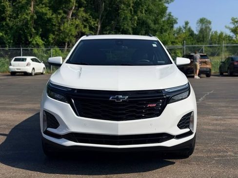 Used 2024 Chevrolet Equinox RS FWD image 3