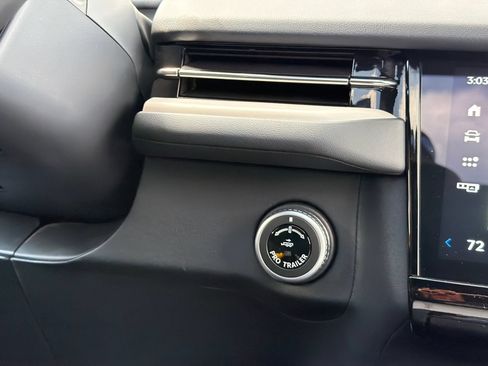 New 2026 Lincoln Navigator Reserve w/ Jet Appearance Package AWD/4WD image 30