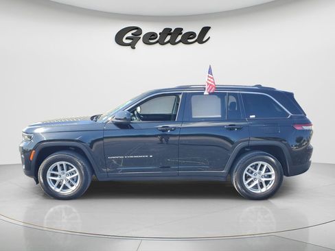 Used 2024 Jeep Grand Cherokee Laredo X w/ Trailer Tow Package AWD/4WD image 8