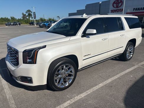 Used 2018 GMC Yukon XL Denali image 7