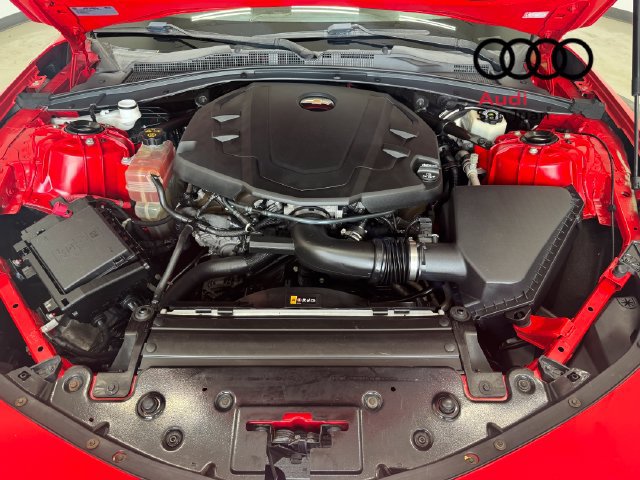Used 2017 Chevrolet Camaro LT w/ RS Package RWD image 9