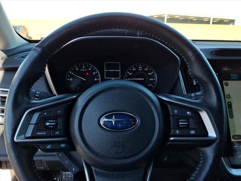 Certified 2022 Subaru Outback Limited image 33