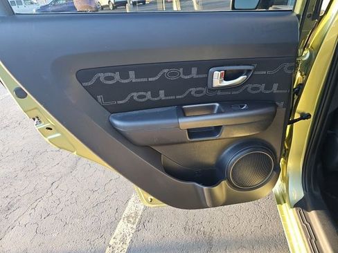 Used 2013 Kia Soul + image 15