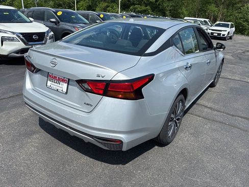 Certified 2024 Nissan Altima 2.5 SV AWD/4WD image 7