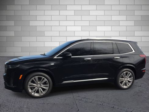 Certified 2023 Cadillac XT6 Premium Luxury w/ Technology Package FWD image 2