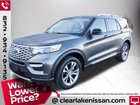 Used 2020 Ford Explorer Platinum w/ Premium Technology Package image 3