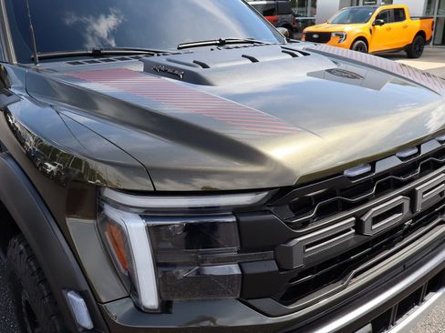Used 2025 Ford F150 Raptor AWD/4WD image 23