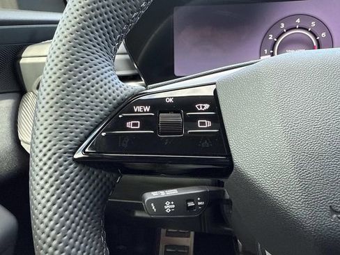 New 2026 Audi SQ5 Prestige image 15