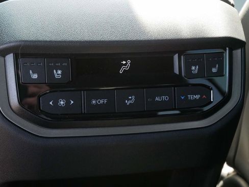 New 2026 Lexus TX 500h AWD image 10