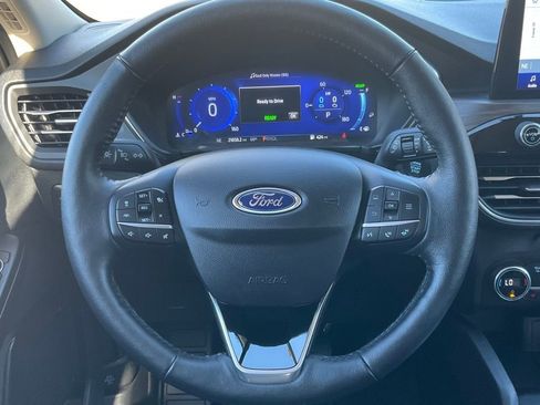 Used 2020 Ford Escape Titanium image 52
