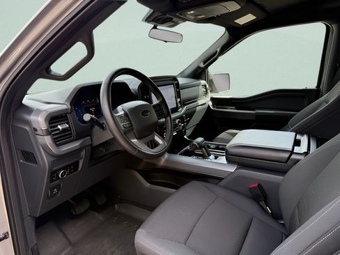 Used 2025 Ford F150 XLT w/ Equipment Group 301A Standard AWD/4WD image 4