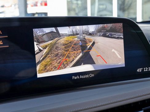 Used 2024 Cadillac XT4 Luxury w/ Trailering Package image 20