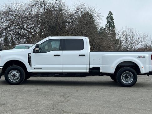 Certified 2024 Ford F350 XLT image 7