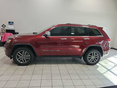 Used 2022 Jeep Grand Cherokee Limited image 4