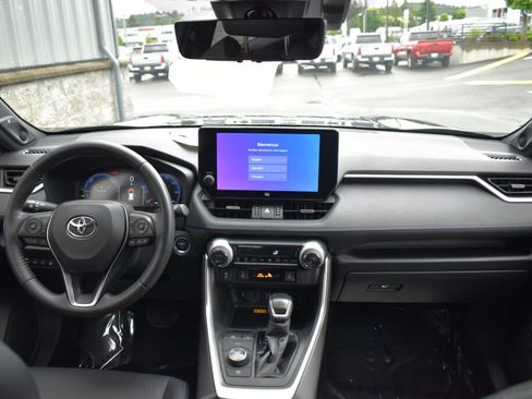 Certified 2023 Toyota RAV4 XSE AWD/4WD image 26