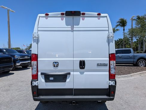 New 2026 RAM ProMaster 2500 w/ Convenience Group FWD image 6