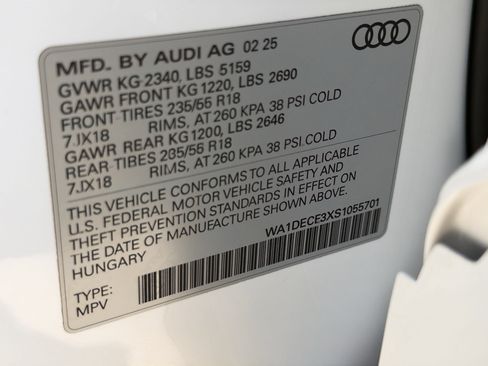 Certified 2025 Audi Q3 2.0T Premium w/ Convenience Package AWD/4WD image 27