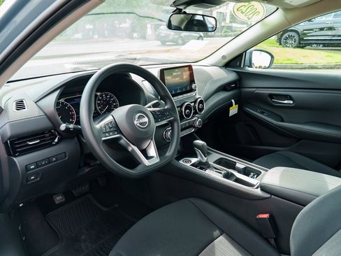 New 2025 Nissan Sentra SV image 19