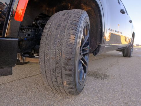 Used 2023 Jeep Grand Wagoneer L Series III w/ Rear Seat Video Group 1 image 49