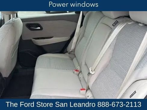 Used 2021 Nissan Rogue SV FWD image 19