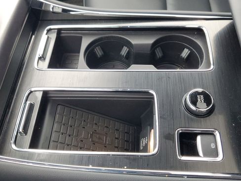 New 2025 Lincoln Aviator AWD w/ Equipment Group 101A image 22