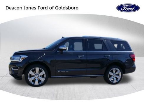 Certified 2023 Ford Expedition Platinum image 6