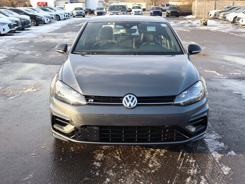 Used 2019 Volkswagen Golf R 4-Door image 2