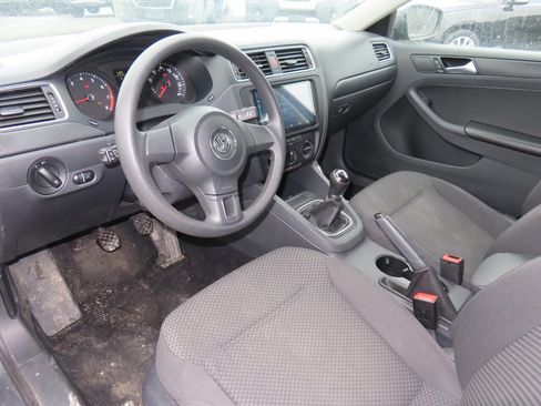 Used 2014 Volkswagen Jetta Sedan image 9