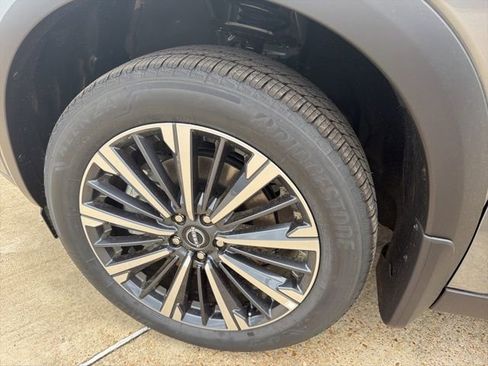 New 2026 Nissan Pathfinder Platinum image 7