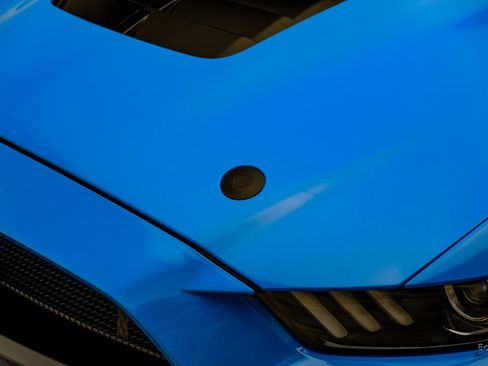 Used 2022 Ford Mustang Shelby GT500 w/ Carbon Fiber Track Pack image 38