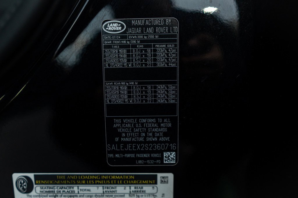 Used 2025 Land Rover Defender 110 S AWD/4WD image 16