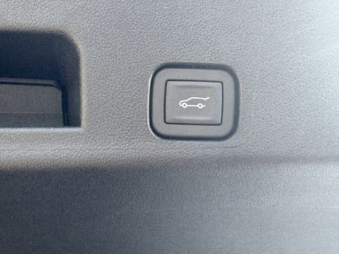 New 2026 Chevrolet Traverse LT image 6