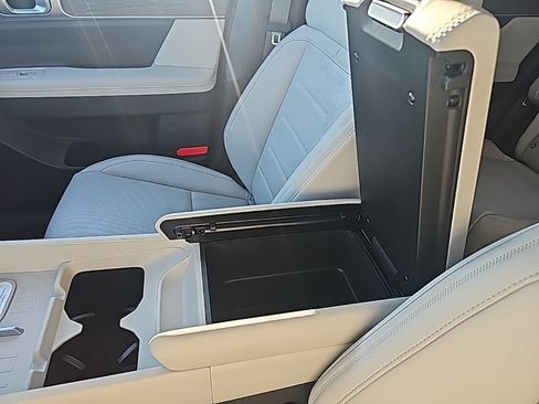 New 2026 Hyundai Santa Fe Calligraphy image 23