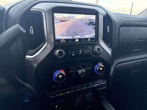 Used 2020 GMC Sierra 1500 SLT w/ SLT Premium Plus Package image 32