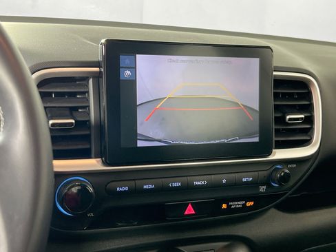 Used 2023 Hyundai Venue SEL w/ Cargo Package image 13
