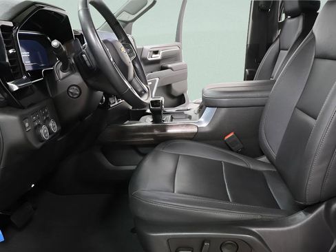 Used 2024 Chevrolet Silverado 1500 LTZ image 21