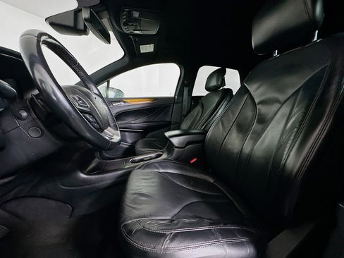 Used 2019 Lincoln MKC Reserve w/ MKC Climate Package image 13