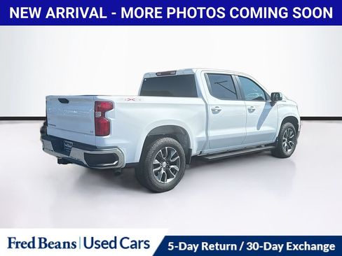 Used 2023 Chevrolet Silverado 1500 LT AWD/4WD image 8