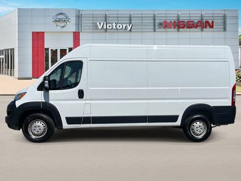 Used 2025 RAM ProMaster 2500 w/ Convenience Group FWD image 6