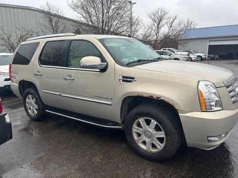 Used 2008 Cadillac Escalade AWD image 18