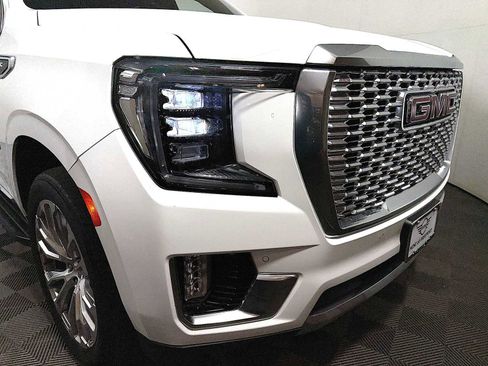 Used 2023 GMC Yukon XL Denali image 25