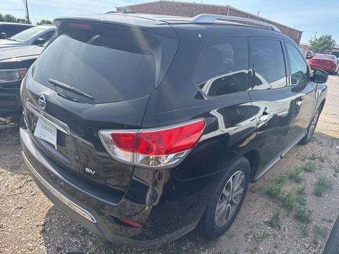 Used 2014 Nissan Pathfinder SV FWD image 6
