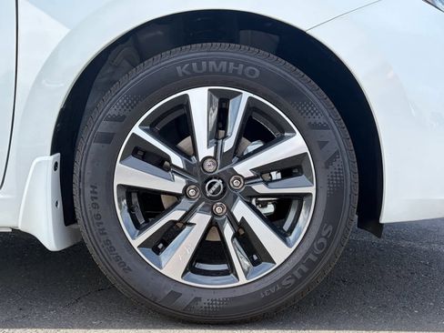 New 2025 Nissan Versa SV w/ Trunk Package image 9