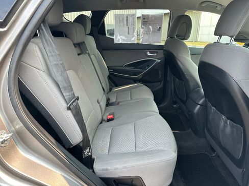 Used 2018 Hyundai Santa Fe Sport image 15