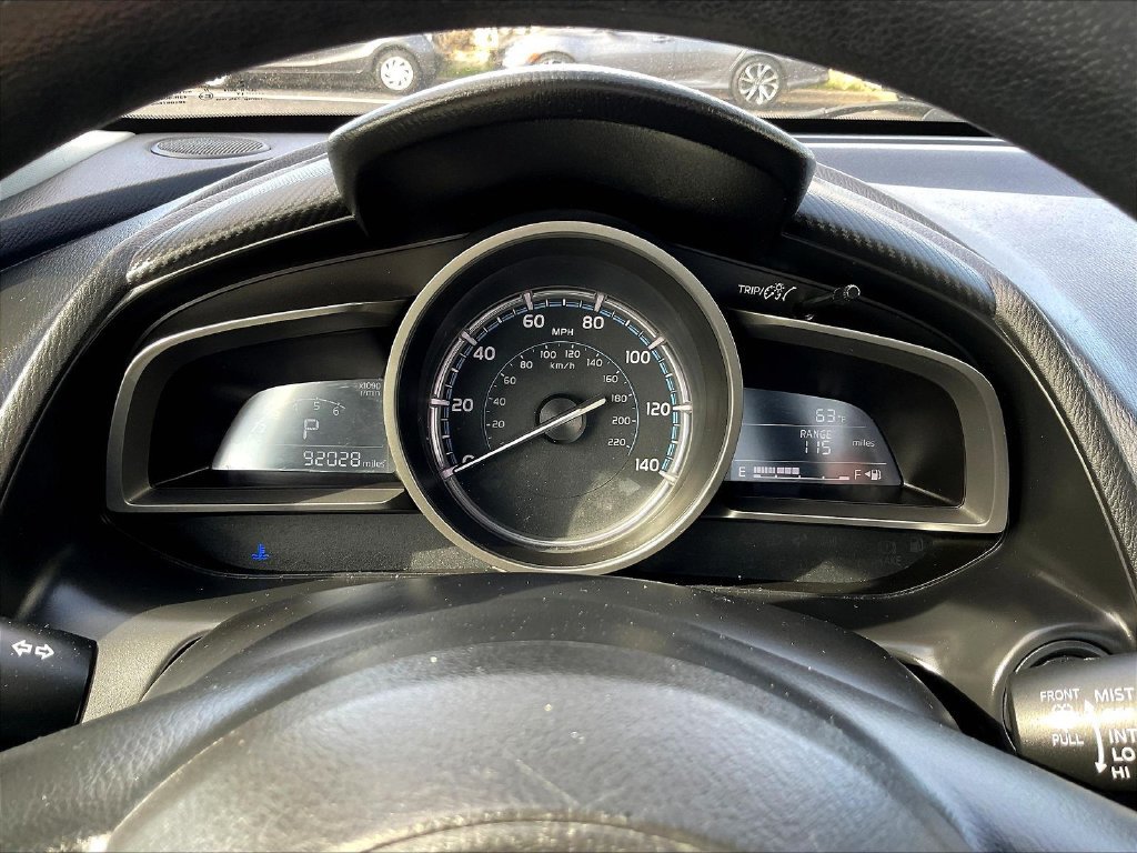 Used 2019 Toyota Yaris LE FWD image 13