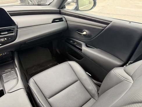 Used 2022 Lexus ES 350 w/ Premium Package image 19