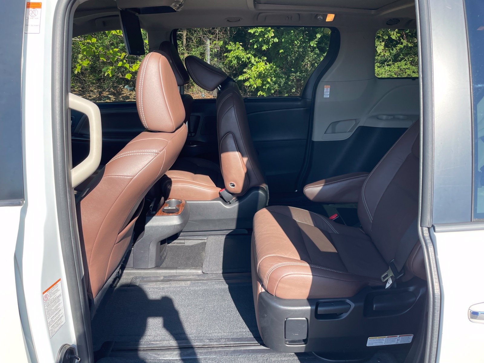 Used 2017 Toyota Sienna Limited FWD image 34
